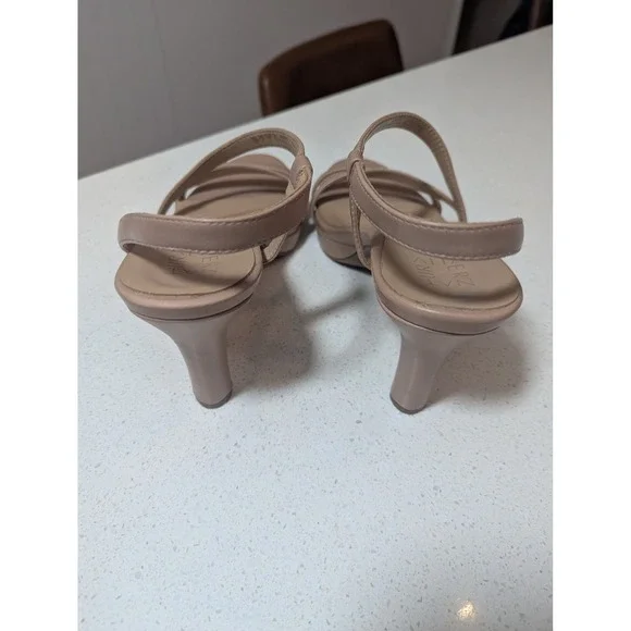 Naturalizer Brenta Sandals Women 10W Tan Strappy Slingback Heels - Picture 5 of 8